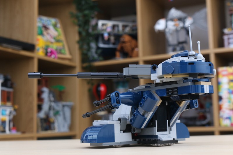 LEGO Star Wars 75283 Armored Assault Tank review 6