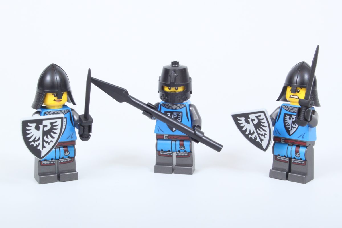 lego castle pick a brick army building minifigures 10305 11 1200x800